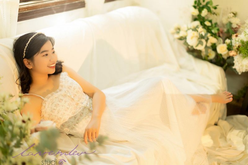 Dịch vụ chụp ảnh lưu giữ thanh xuân đẹp và rẻ tại studio Lavender